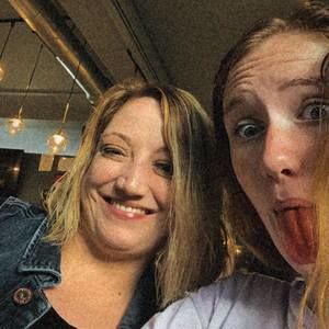 Meet your Posher, Abbi